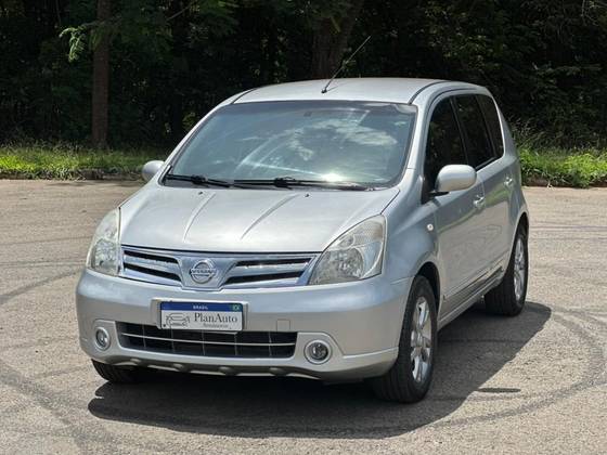 NISSAN LIVINA 1.8 SL 16V FLEX 4P AUTOMÁTICO
